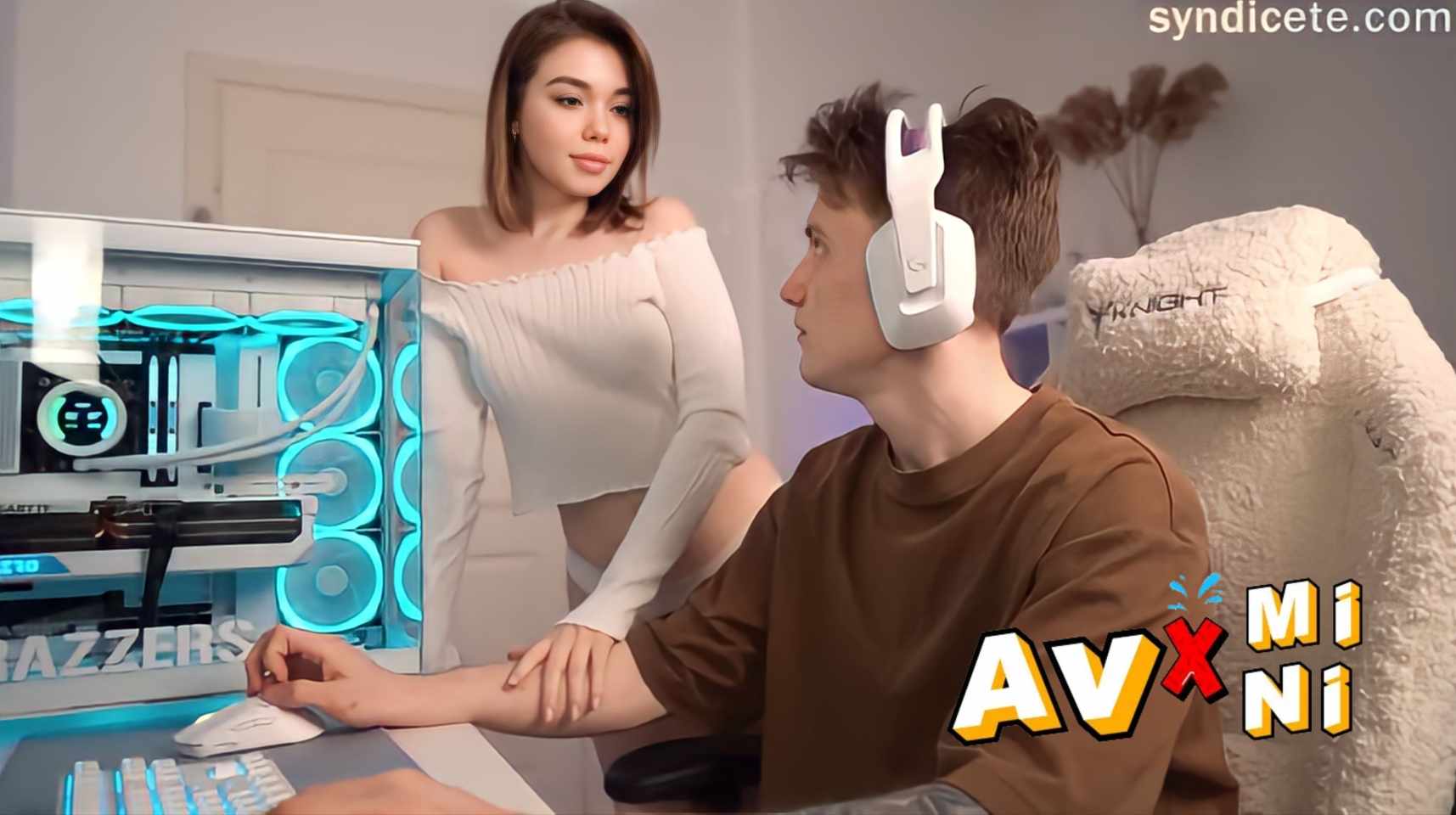 avuncen แฟนเล่นเกมอยู่จนทนไม่ไหว syndicete